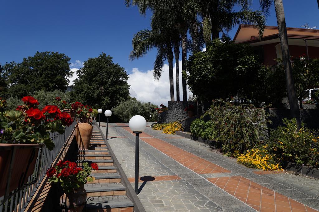 Villa Esclusiva Con Piscina Privata E Vista Etna Zafferana Etnea Buitenkant foto